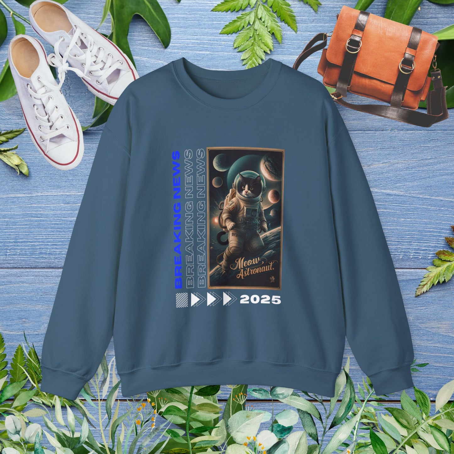 Astronaut Breaking News Unisex Sweatshirt - furevermama