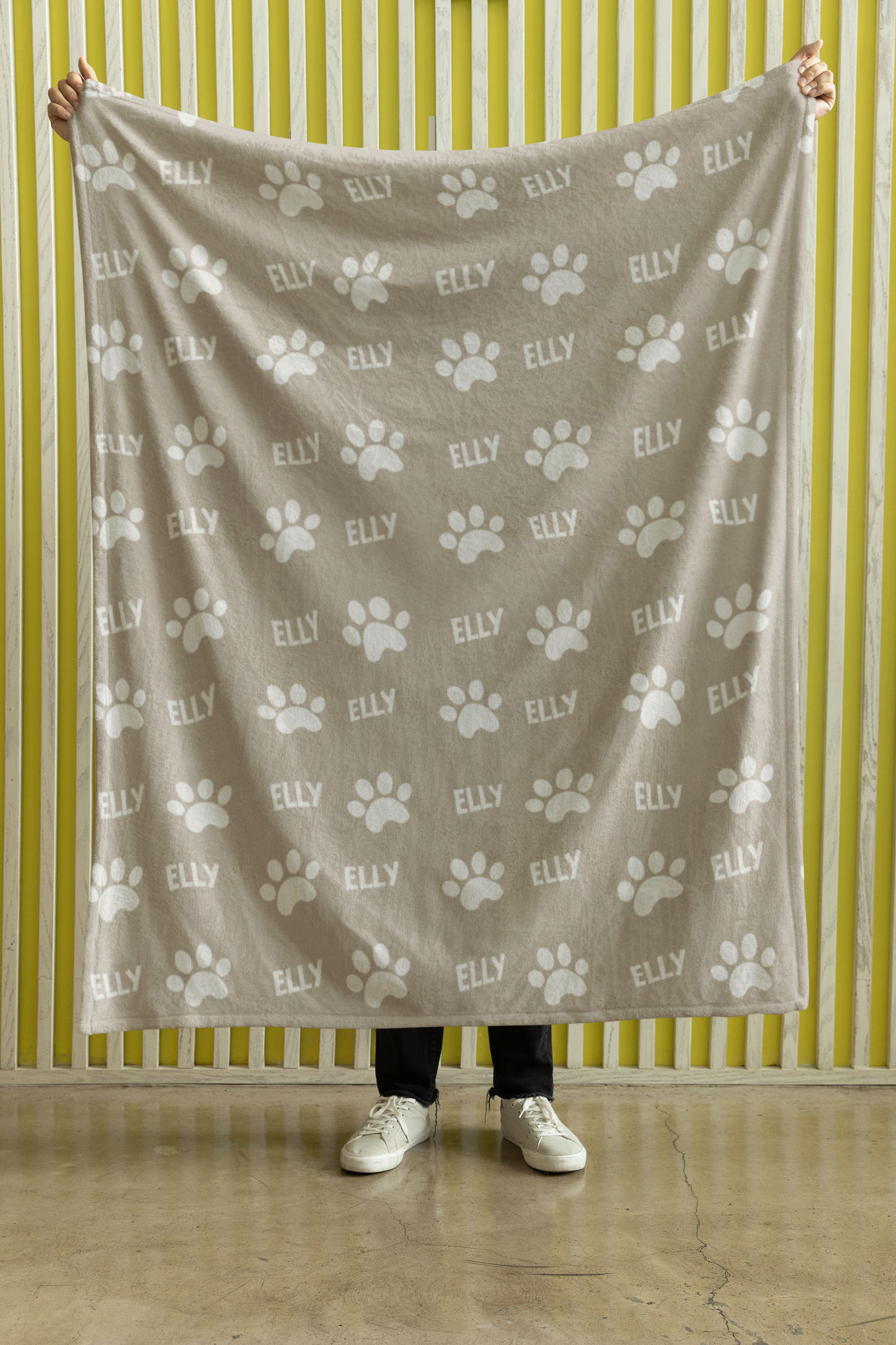 Custom Name Paw Pattern Velveteen Plush Blanket - furevermama