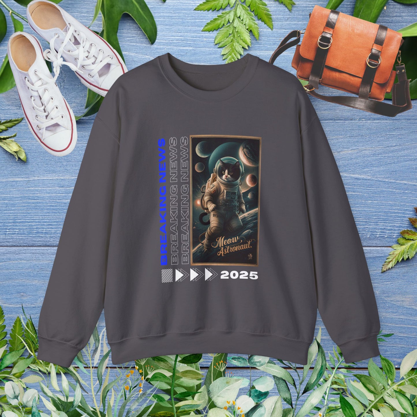 Astronaut Breaking News Unisex Sweatshirt - furevermama