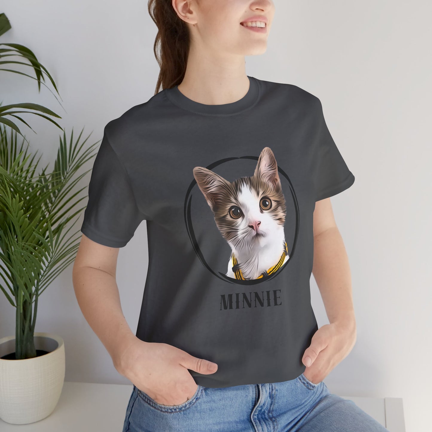 Custom Pet Portrait, Circle Frame Unisex T-Shirt - furevermama