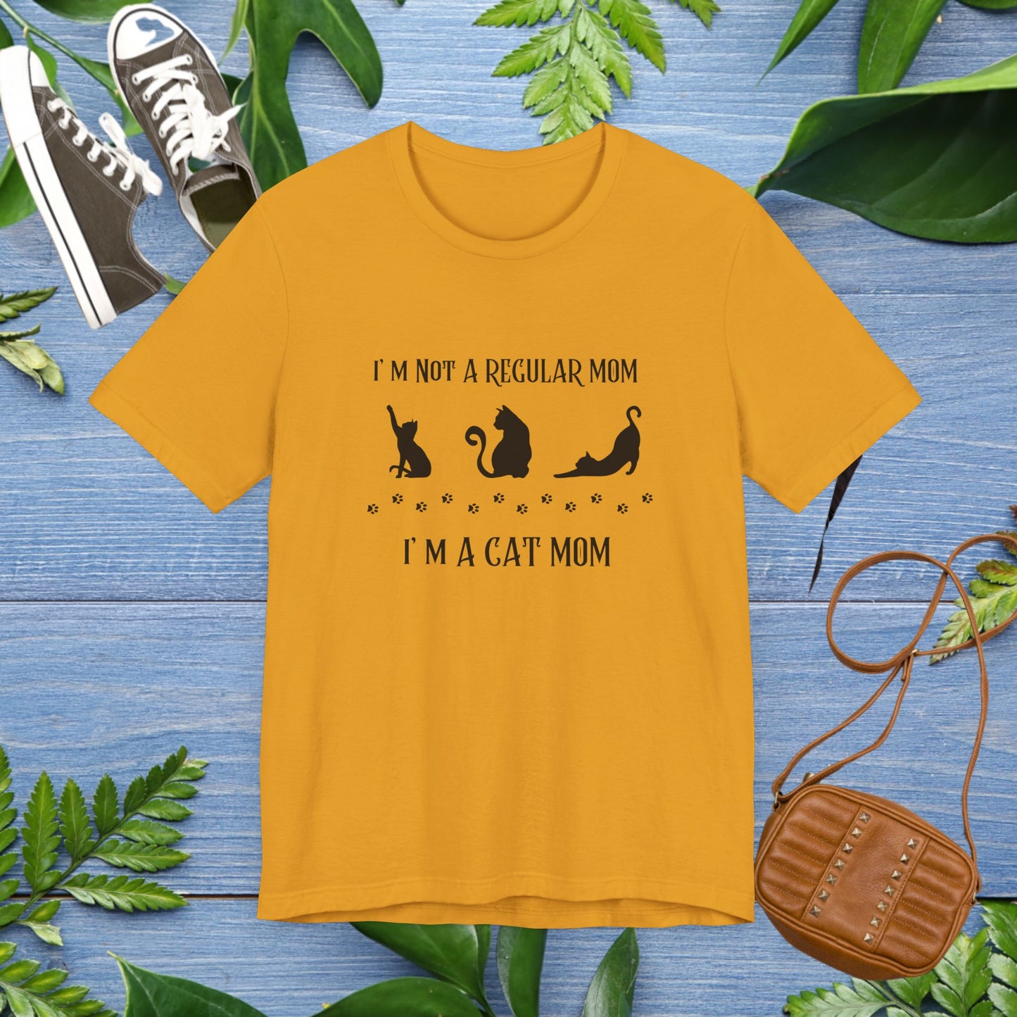 Cat Mom Unisex Tee - I Am not a Regular Mom Design - furevermama