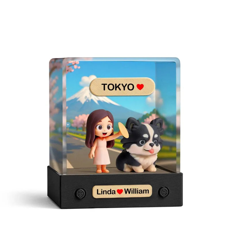 Custom Figure with Decoration Box - Human & Pet Welcome