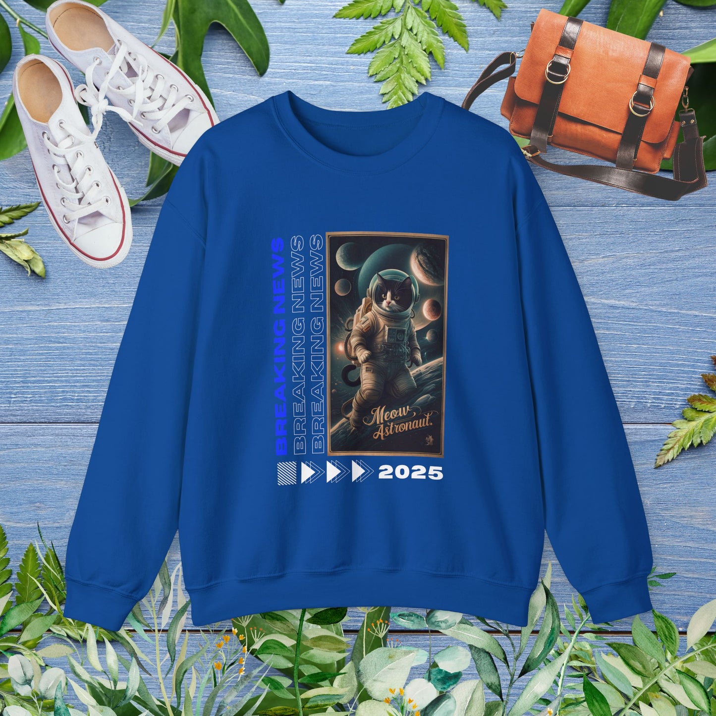 Astronaut Breaking News Unisex Sweatshirt - furevermama