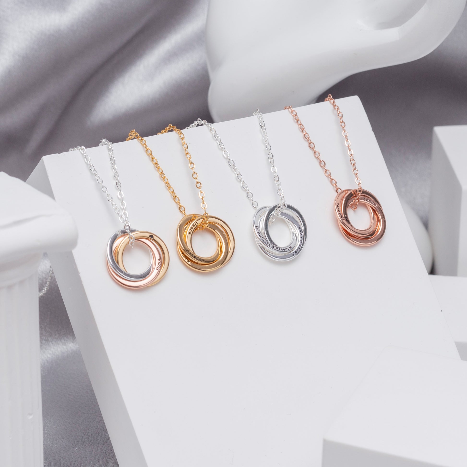 Personalized Circle Name Necklace: A Gift From the Heart - furevermama