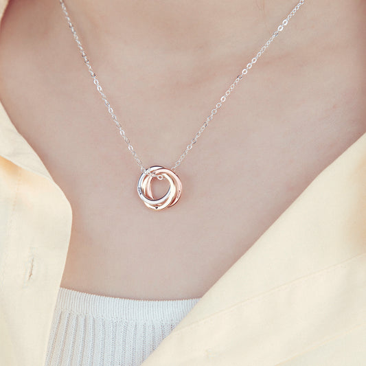 Personalized Circle Name Necklace: A Gift From the Heart - furevermama