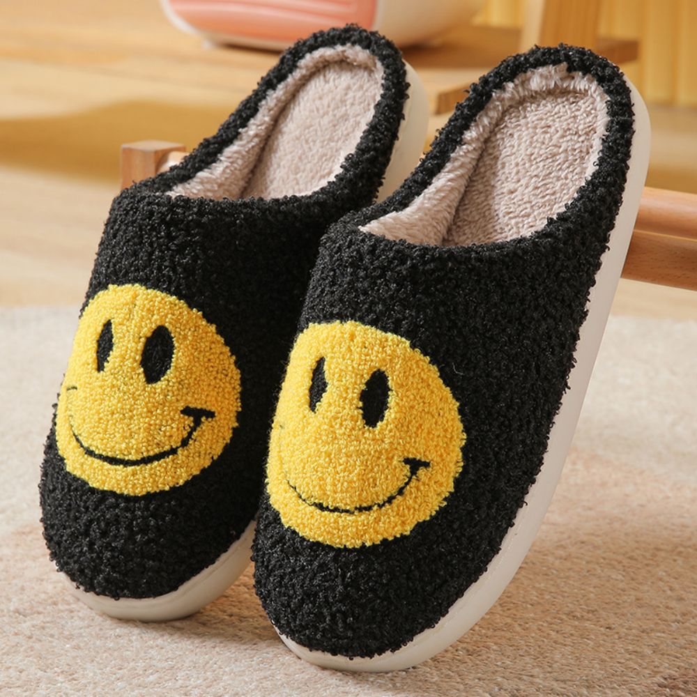 Smiley Face Fuzzy Fluffy House Slippers - furevermama