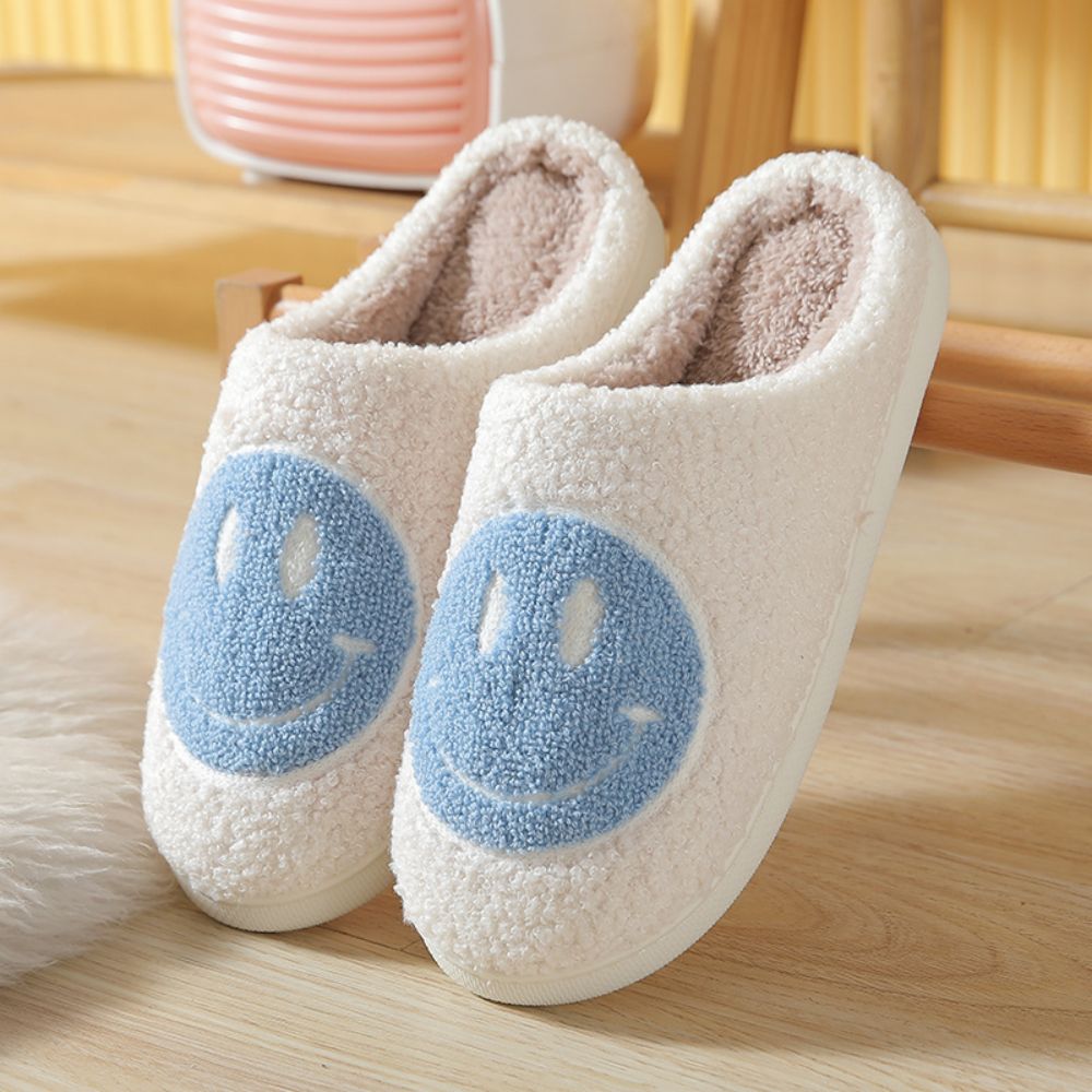 Smiley Face Fuzzy Fluffy House Slippers - furevermama