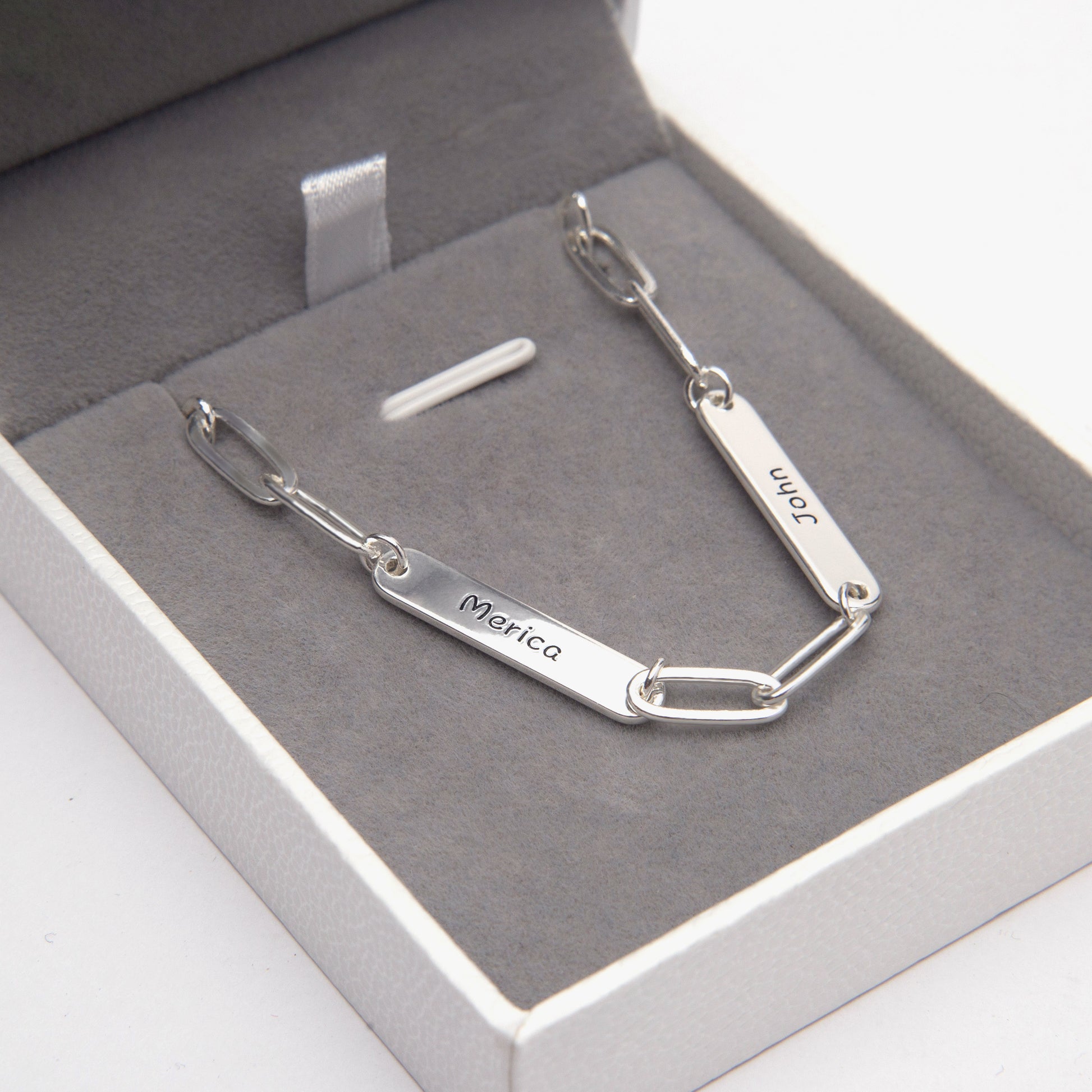 Personalized Multiple Name Necklace: A Meaningful Keepsake - furevermama